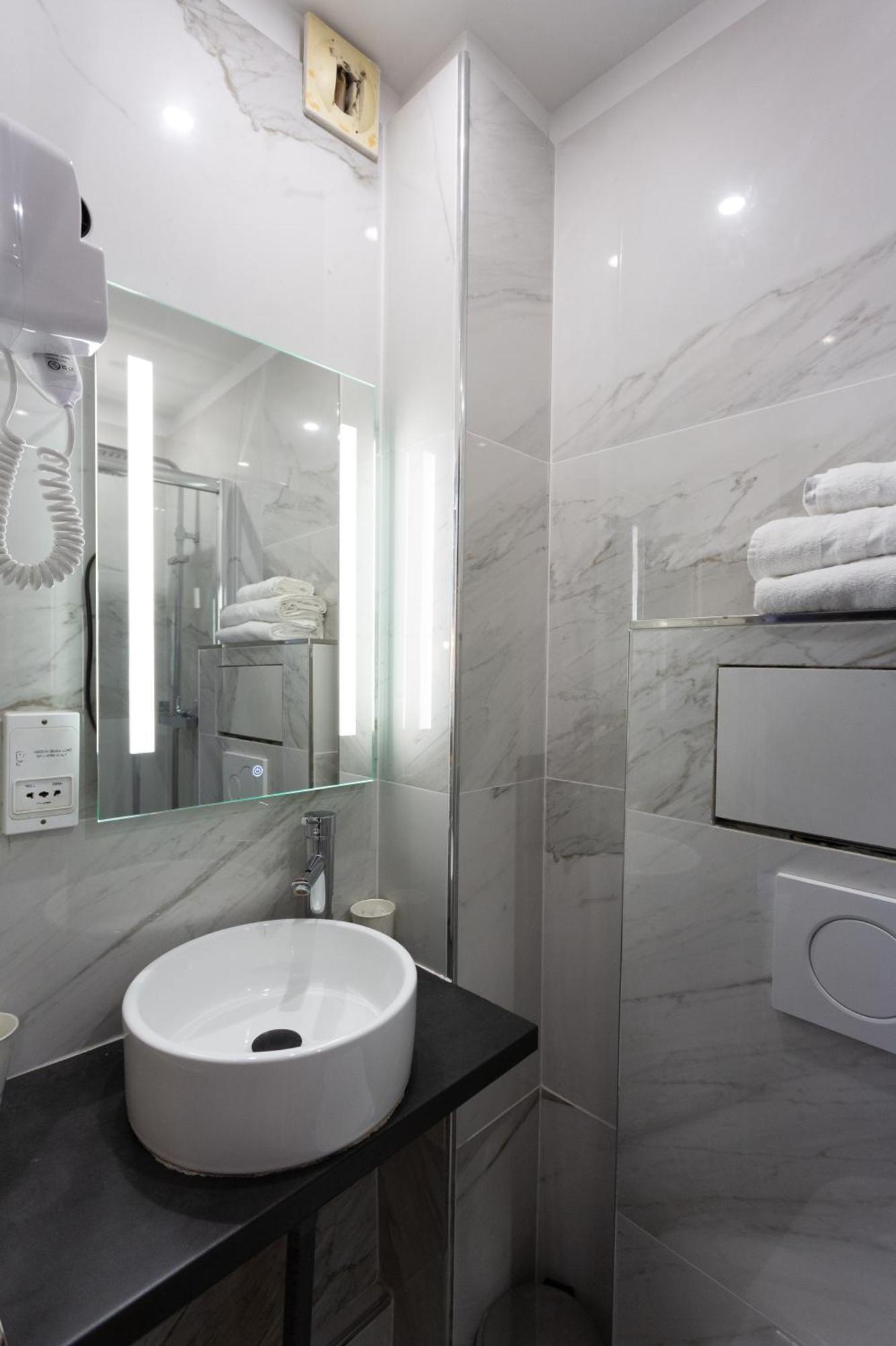 Leonard De Vinci Ii Hotel *