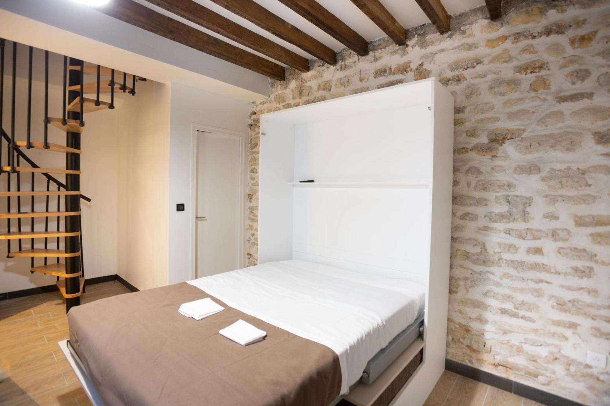 Hotel Léonard De Vinci Ii