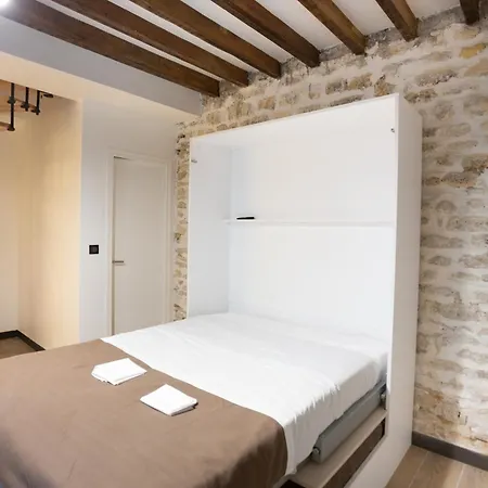 Hotel Léonard De Vinci Ii